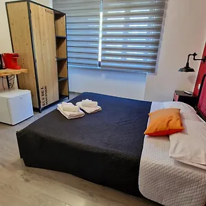 3* Konukevi Terry's House